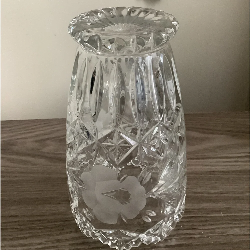 VINTAGE IMPERLUX GERMAN LEAD CUT VASE WITH ETCHED ROSES